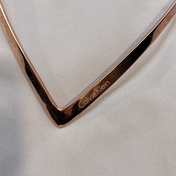 Calvin Klein Polished Rose Gold Chevron Choker Necklace - Picture 4 of 9